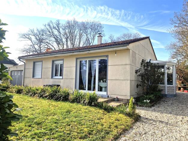 Maison de plain-pied à vendre 168 000 € 3 pièces 2 chambres 76 m² Saint-Lubin-des-Joncherets 28350