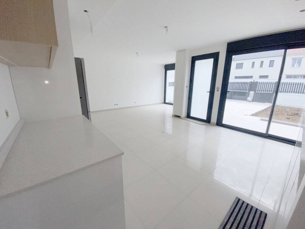 Maison à vendre, 99m², SAINT MAUR DES FOSSES
