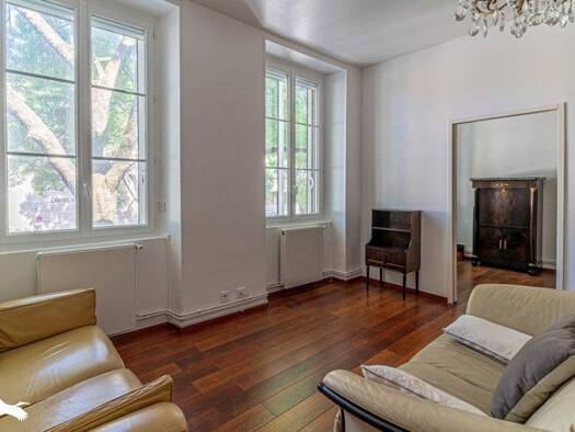 Appartement à vendre 319 000 € 3 pièces 2 chambres 64 m² Étage 1/2 Saint Augustin - Tauzin - Alphonse Dupeux Bordeaux 33000