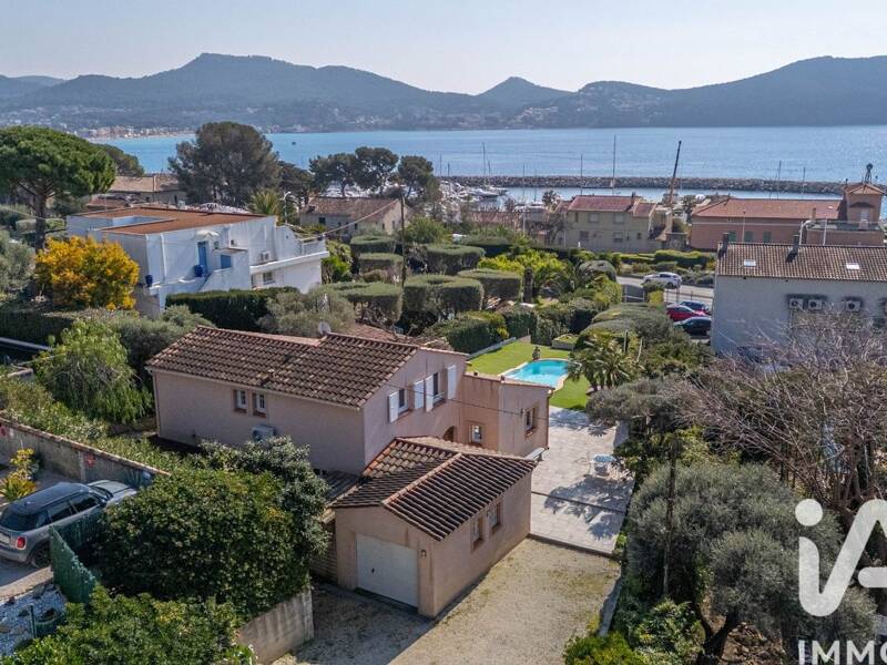 Maison à vendre, 145m², SAINT CYR SUR MER