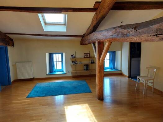 Maison à vendre 269 960 € 7 pièces 5 chambres 300 m² 220 m² de terrain Jonzac 17500