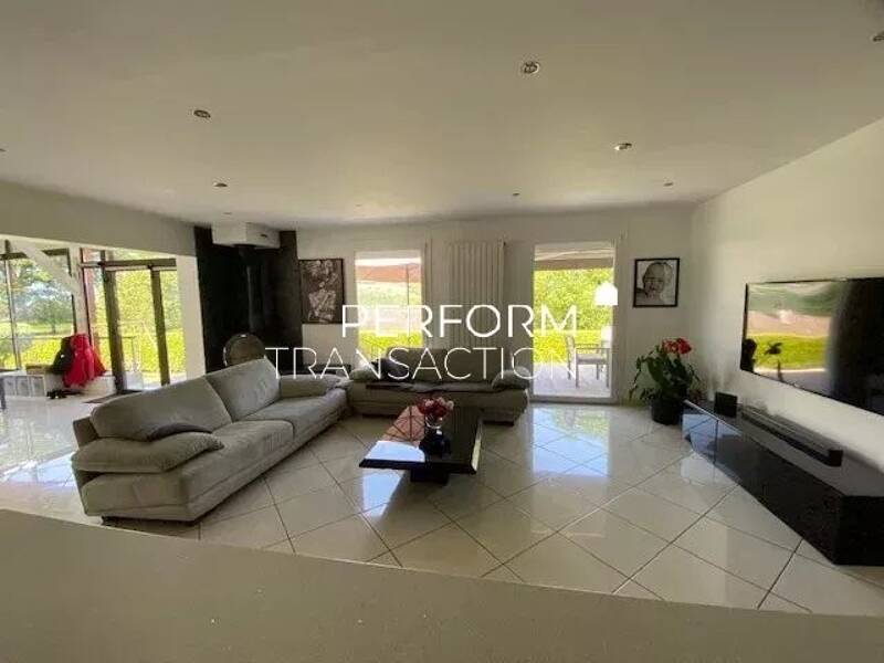 Maison à vendre, 201m², VAULNAVEYS LE BAS
