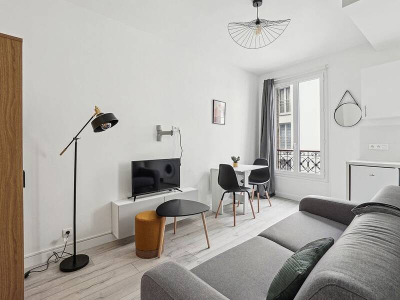 Maison à louer, 19m², PARIS 18E