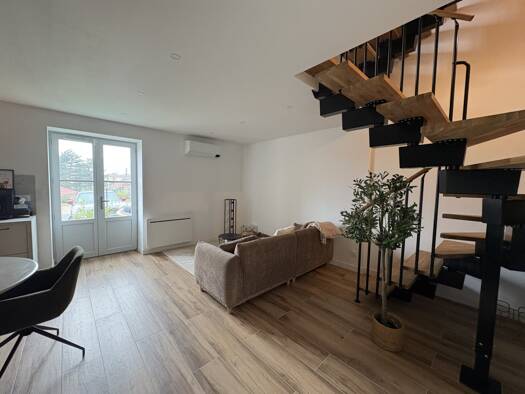 Appartement à vendre 390 000 € 5 pièces 3 chambres 85 m² RDC Chaponost 69630