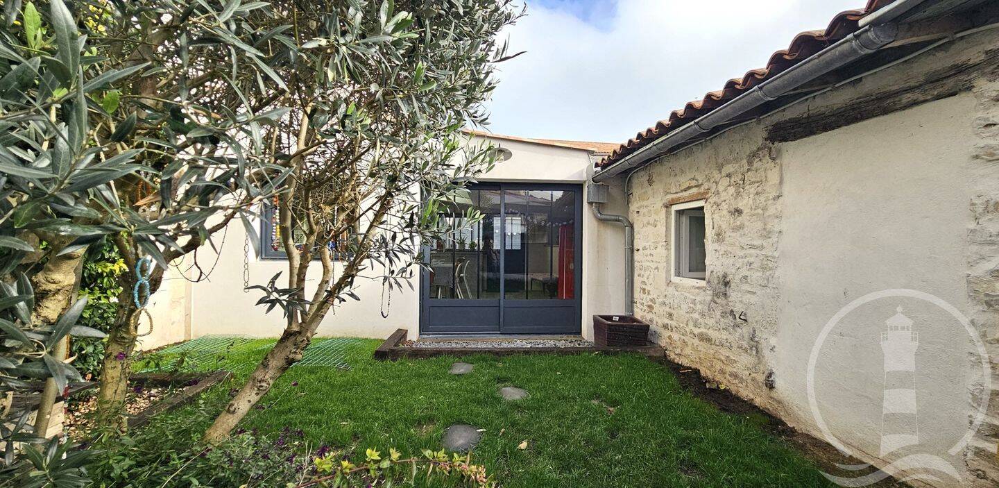 Maison à vendre, 198m², LA FLOTTE