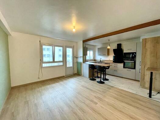 Appartement à louer 1 210 € 3 pièces 2 chambres 57 m² Étage 5/8 La Plaine Sartrouville 78500