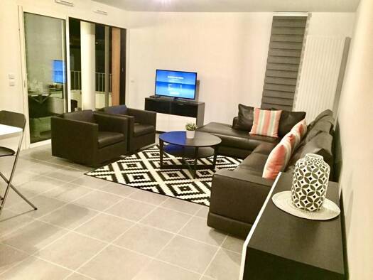Appartement à vendre 480 000 € 3 pièces 2 chambres 87 m² Étage 4/6 Les Rocailles-Lahouze Biarritz 64200