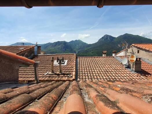 Appartement à vendre 199 999 € 3 pièces 2 chambres 55 m² Étage 2/2 Castellar 06500