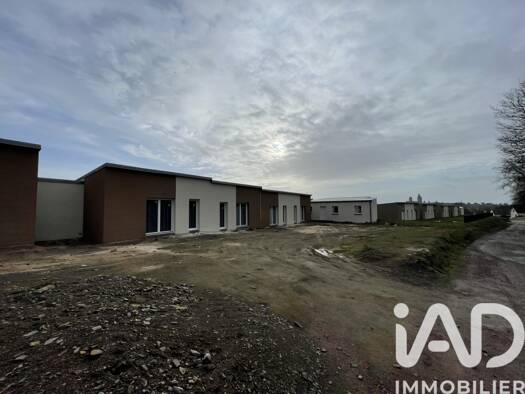 Maison de plain-pied à vendre 150 000 € 1 pièce 1 chambre 30 m² 65,8 m² de terrain Nord Ouest Coutances 50200