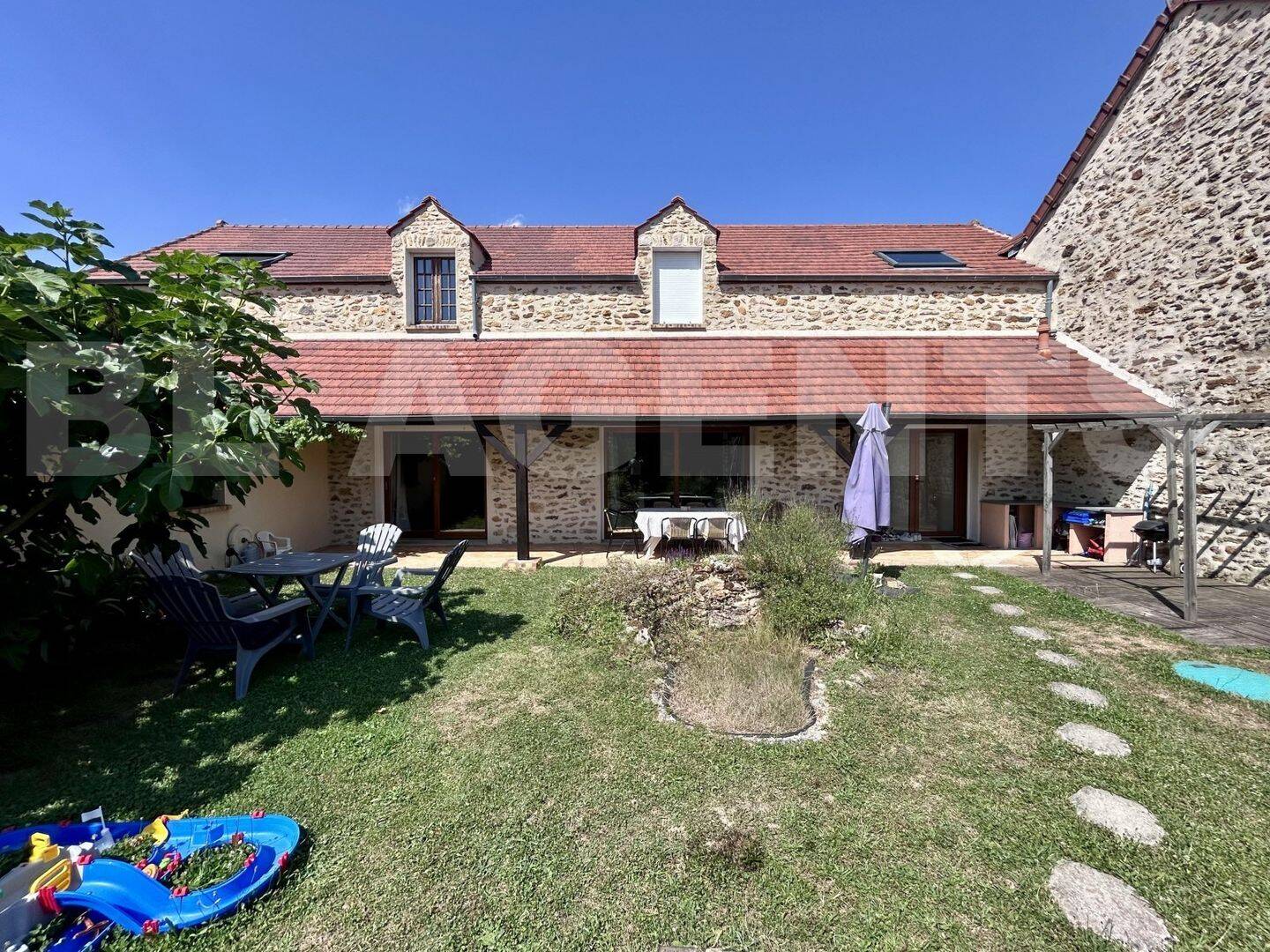 Maison à vendre, 199m², CHOISY EN BRIE