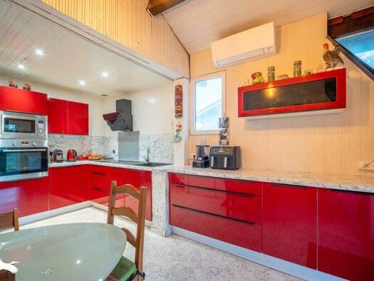 Maison à vendre 220 000 € 3 pièces 2 chambres 109 m² 4 742 m² de terrain Rion-des-Landes 40370