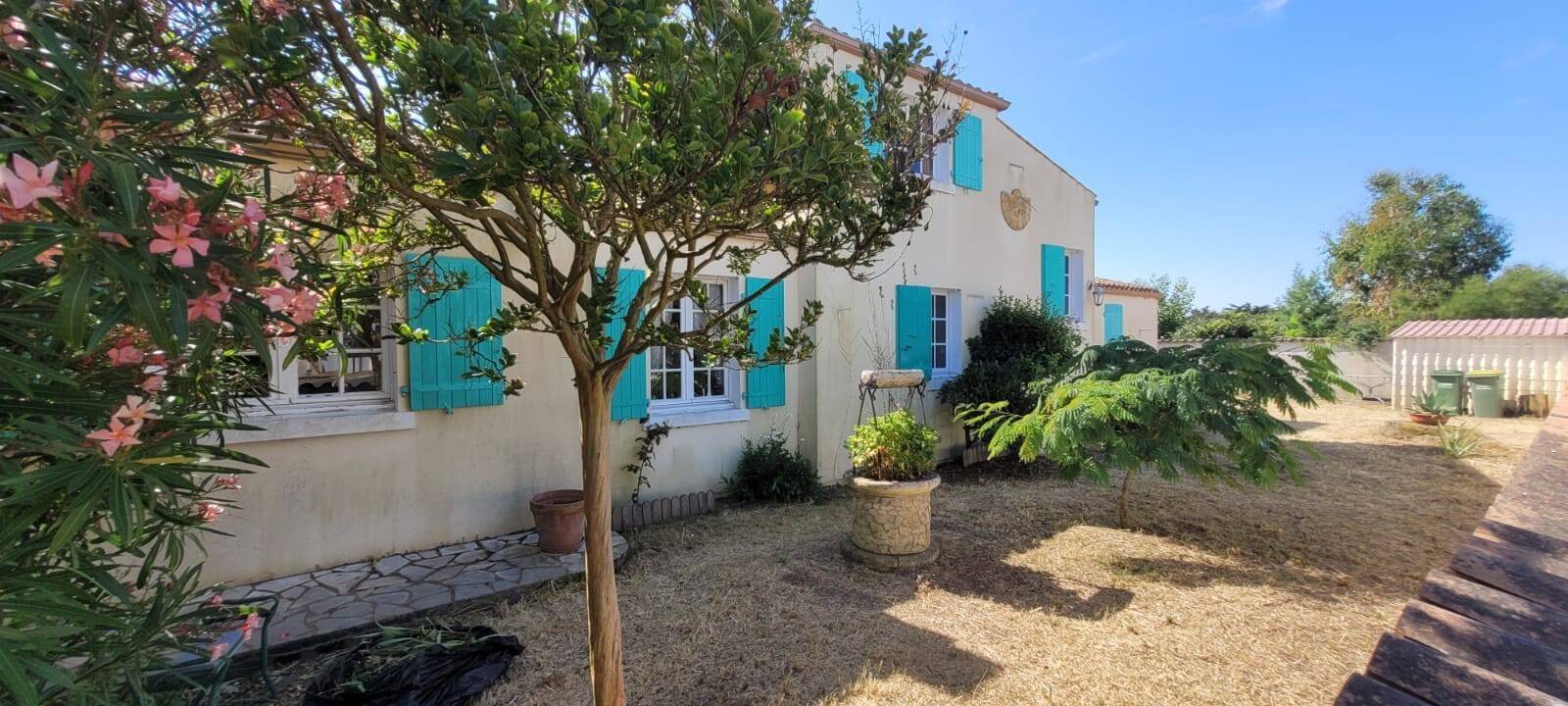 Maison à vendre, 150m², LA BREE LES BAINS