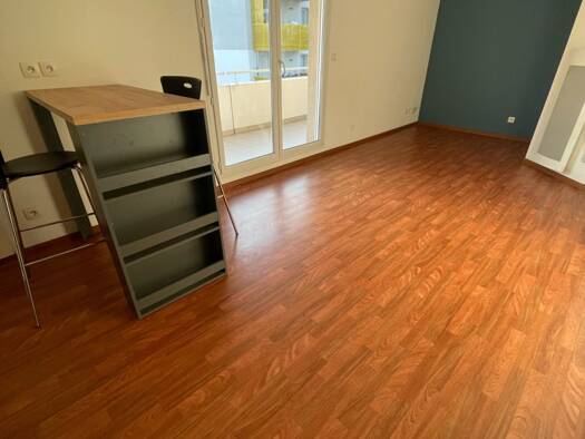 Appartement à louer 544 € 2 pièces 1 chambre 38,8 m² Étage 1/3 Sud Ouest Illzach 68110