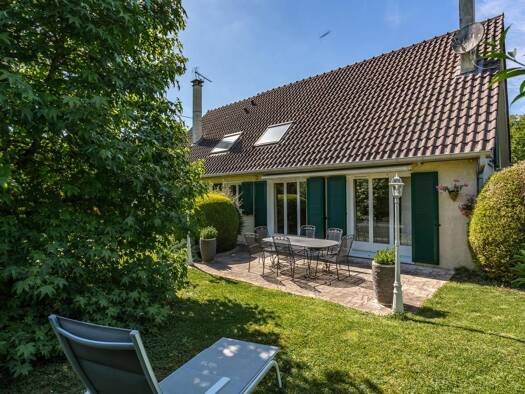 Maison à vendre 470 000 € 7 pièces 6 chambres 180 m² 800 m² de terrain L'Hermitage La Queue-en-Brie 94510
