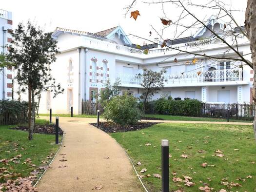 Appartement à vendre 315 000 € 2 pièces 1 chambre 50,5 m² RDC Lanton 33138