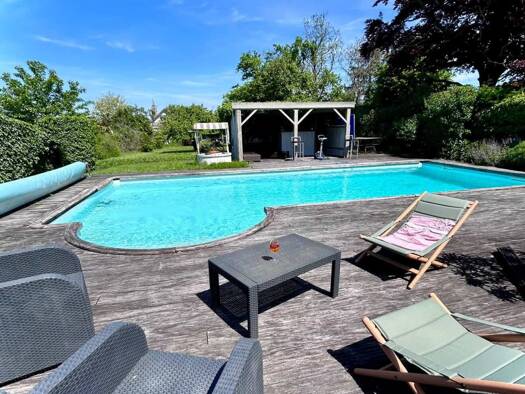 Maison à vendre 413 400 € 7 pièces 5 chambres 183 m² 1 687 m² de terrain Pignoux Bourges 18000