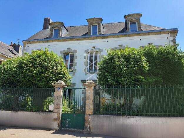 Appartement à vendre 150 800 € 2 pièces 1 chambre 33,7 m² RDC/3 Lorient 56100