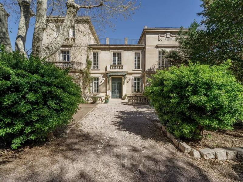 Maison à vendre, 376m², MARSEILLE 8E