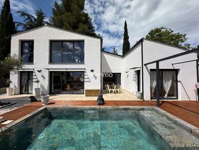 Maison à vendre 714 000 € 4 pièces 3 chambres 134 m² 449 m² de terrain Pelissanne 13330