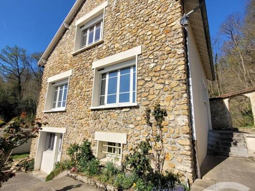 Maison à louer 2 473 € 5 pièces 3 chambres 96,6 m² Buc 78530