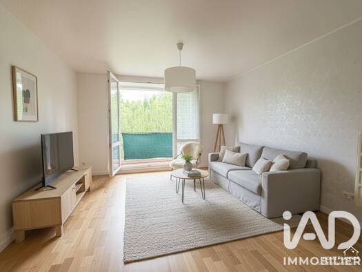 Appartement à vendre 240 000 € 5 pièces 4 chambres 92 m² Étage 2/7 Ville Nouvelle-Les Arbousiers-L'Aspre Carros 06510
