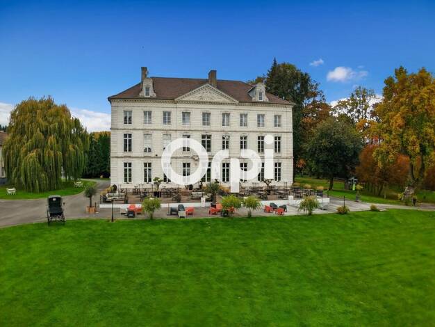 Maison à vendre 1 985 500 € 9 pièces 8 chambres 1 600 m² 65 805 m² de terrain Gézaincourt 80600