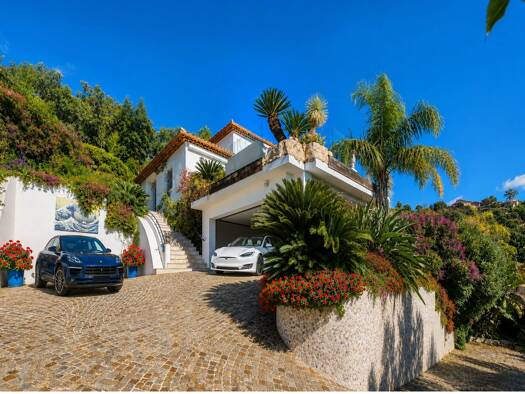 Maison à vendre 1 620 000 € 9 pièces 4 chambres 180 m² 3 882 m² de terrain Paradis-Ritorte Hyères 83400