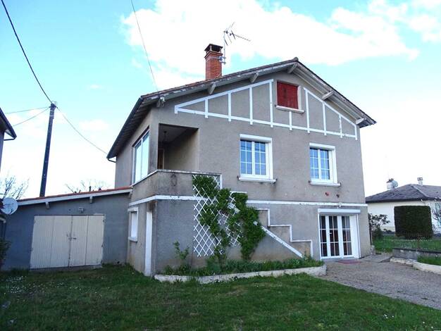 Maison à vendre 169 500 € 7 pièces 2 chambres 158 m² 2 184 m² de terrain Neuvic 24190