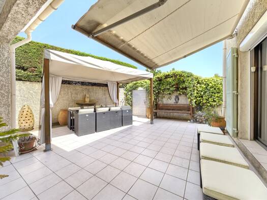 Maison à vendre 1 090 000 € 5 pièces 3 chambres 121,2 m² Villeneuve-Loubet 06270