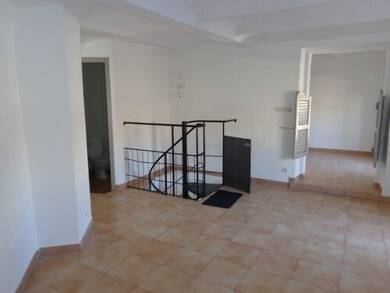 Duplex à louer 415 € 1 pièce 45,1 m² Étage 3/1 Saint-Ambroix 30500