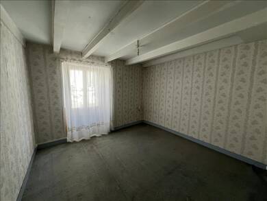 Maison à vendre 39 550 € 3 pièces 2 chambres 73 m² 52 m² de terrain Champdeniers 79220