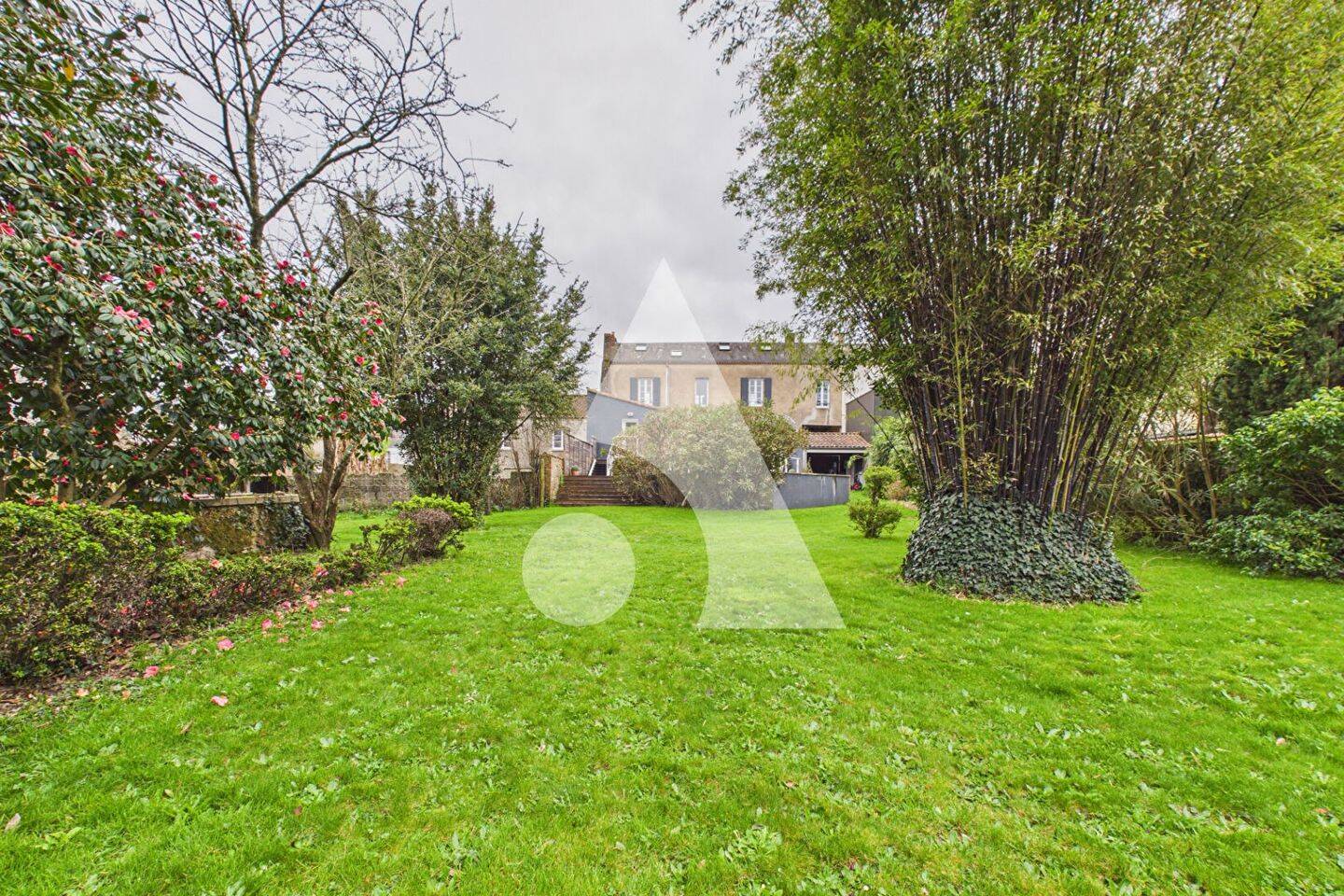 Maison à vendre, 230m², LA ROCHE SUR YON