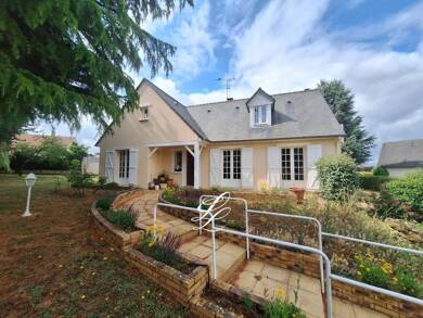 Maison de plain-pied à vendre 242 000 € 6 pièces 4 chambres 156 m² 1 493 m² de terrain Solesmes 72300
