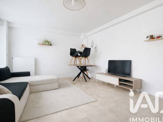 Appartement à vendre 168 000 € 3 pièces 2 chambres 66 m² Étage 1/3 Sand-Pergaud-Verlaine Trappes 78190