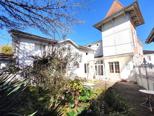Maison à vendre 249 000 € 7 pièces 5 chambres 200 m² 1 090 m² de terrain Souprosse 40250