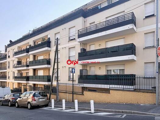 Appartement à louer 1 050 € 2 pièces 1 chambre 46,1 m² 4 étages Val Notre Dame-La Tour Billy Argenteuil 95100