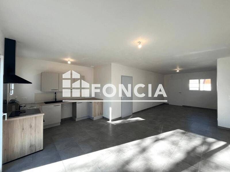 Maison à louer, 77m², LA GARNACHE