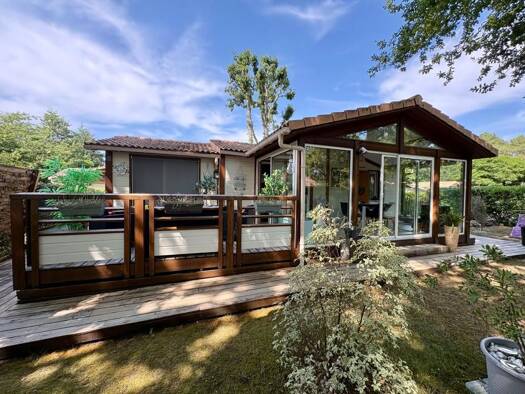 Chalet à vendre 260 000 € 4 pièces 3 chambres 60 m² 273 m² de terrain Azur 40140