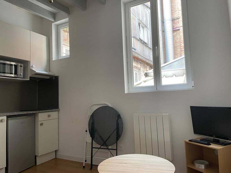 Maison à louer, 13m², LEVALLOIS PERRET