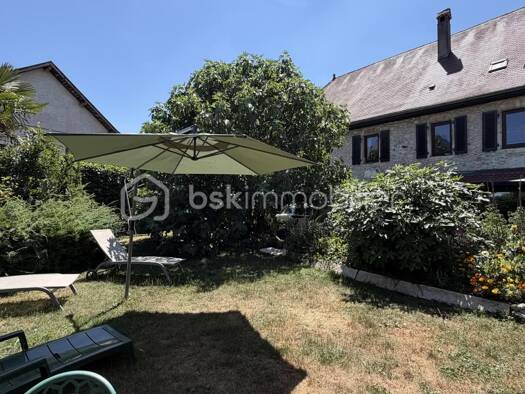 Demeure en viager occupé Bouquet 850 000 € 8 pièces 4 chambres 311 m² Nord Saint-Jorioz 74410