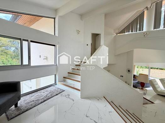 Maison à vendre 634 500 € 8 pièces 5 chambres 286 m² 6 288 m² de terrain Mazerolles 40090