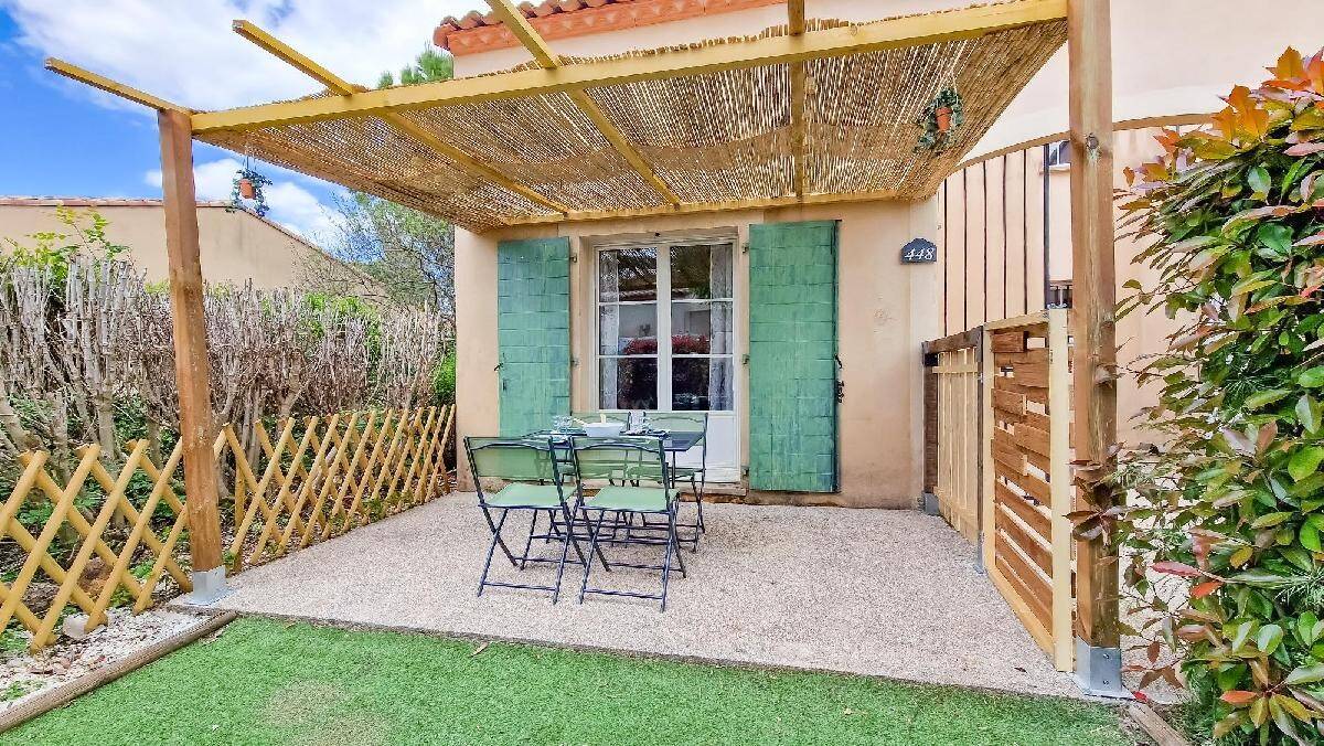 Maison à vendre, 45m², GALLARGUES LE MONTUEUX