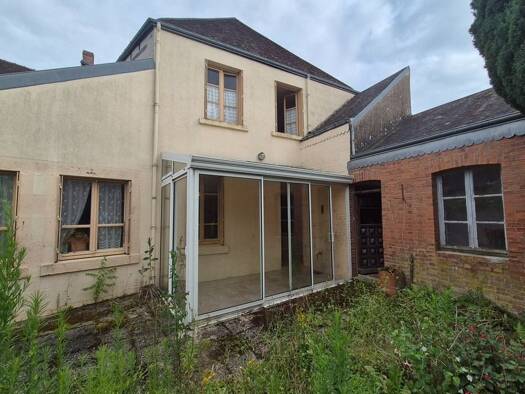 Maison à vendre 59 920 € 4 pièces 2 chambres 126 m² 249 m² de terrain Orsennes 36190