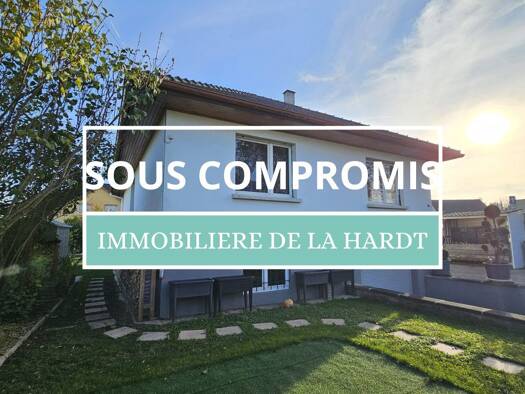 Maison de plain-pied à vendre 227 900 € 4 pièces 2 chambres 84 m² 493 m² de terrain Nord Est Rixheim 68170