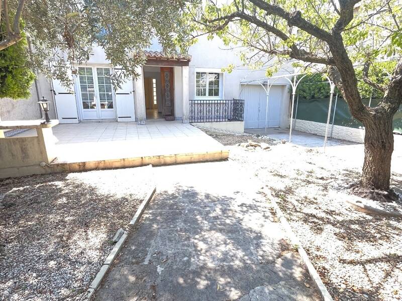 Maison à vendre, 140m², FONTVIEILLE