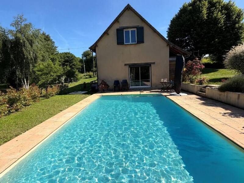 Maison à vendre, 102m², SAINT PRIEST LES FOUGERES