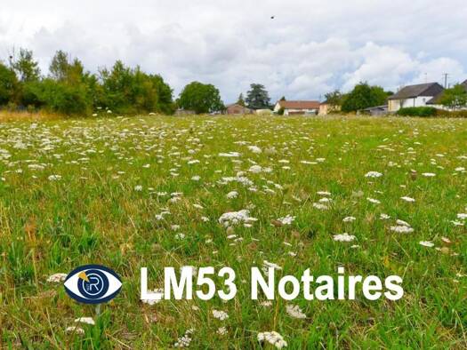 Terrain constructible à vendre 37 500 € 6 900 m² de terrain Bierné-les-Villages 53290