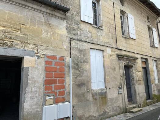 Maison à vendre 262 000 € 8 pièces 4 chambres 297 m² La Bastide Libourne 33500