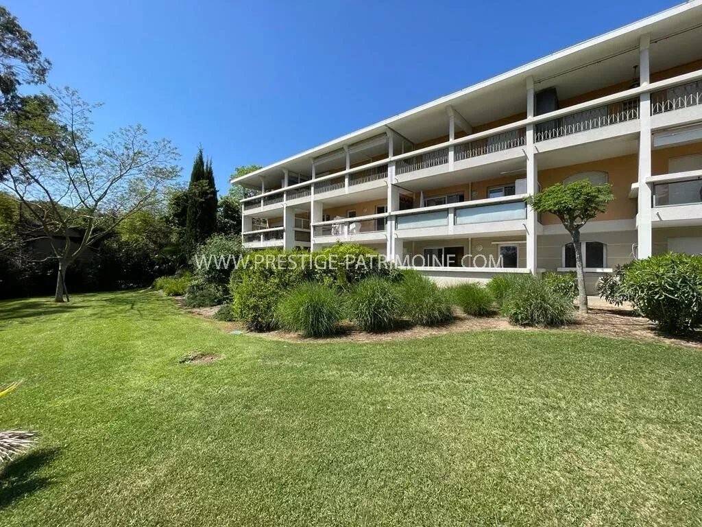 Maison à louer, 34m², CANNES