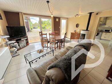 Maison à vendre 250 000 € 6 pièces 3 chambres 150 m² 1 231 m² de terrain Vaudrey 39380